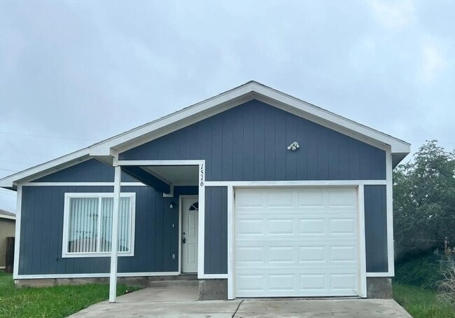 property at 1516 E 8th St