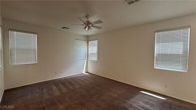 8508 W Stuckey Ave in Las Vegas, NV - Building Photo - Building Photo