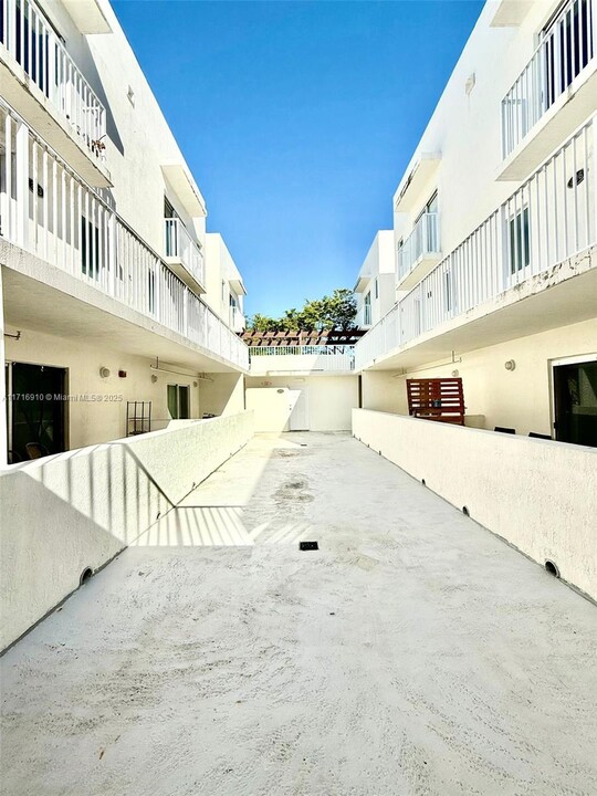 630 85th St in Miami Beach, FL - Building Photo