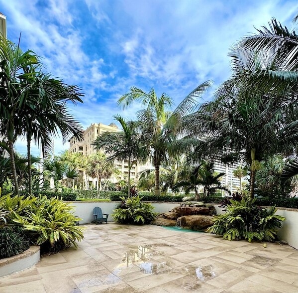 2501 S Ocean Blvd, Unit 3040 in Boca Raton, FL - Building Photo - Building Photo