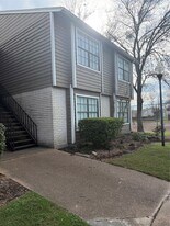 4444 Victory Dr in Houston, TX - Building Photo