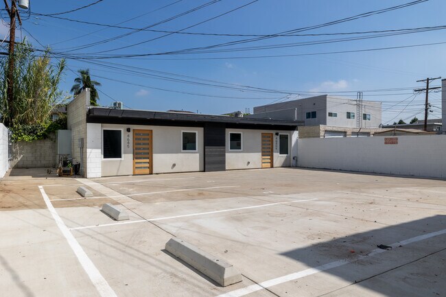 4643 Pickford St in Los Angeles, CA - Building Photo - Building Photo