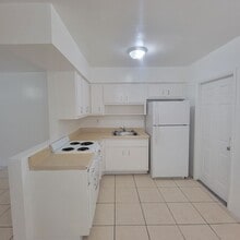 2312-14 Fillmore St in Hollywood, FL - Foto de edificio - Building Photo