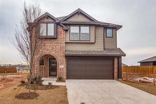 213 Town Pk Ave in Princeton, TX - Building Photo