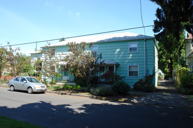 1204-1238 NE 22nd Ave in Portland, OR - Building Photo - Building Photo