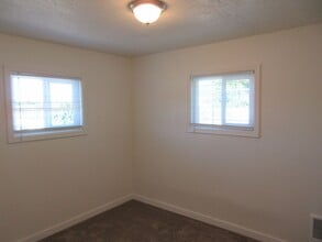 2796 Claxter Rd NE in Salem, OR - Building Photo - Building Photo