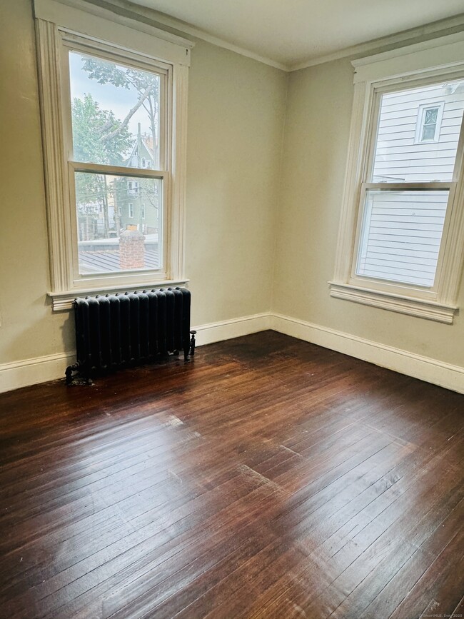 58 Kellogg St in Waterbury, CT - Building Photo - Building Photo