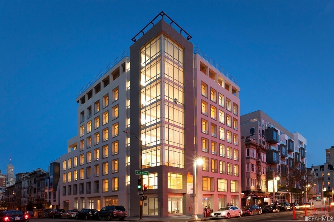 1868 Van Ness Ave, Unit 601 in San Francisco, CA - Foto de edificio