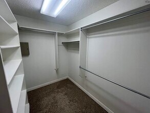 4927 Legacy Dr in Wichita Falls, TX - Building Photo - Building Photo