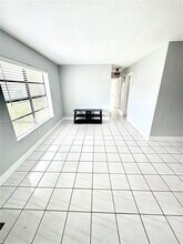 17210 NW 50th Ct in Miami Gardens, FL - Building Photo - Building Photo