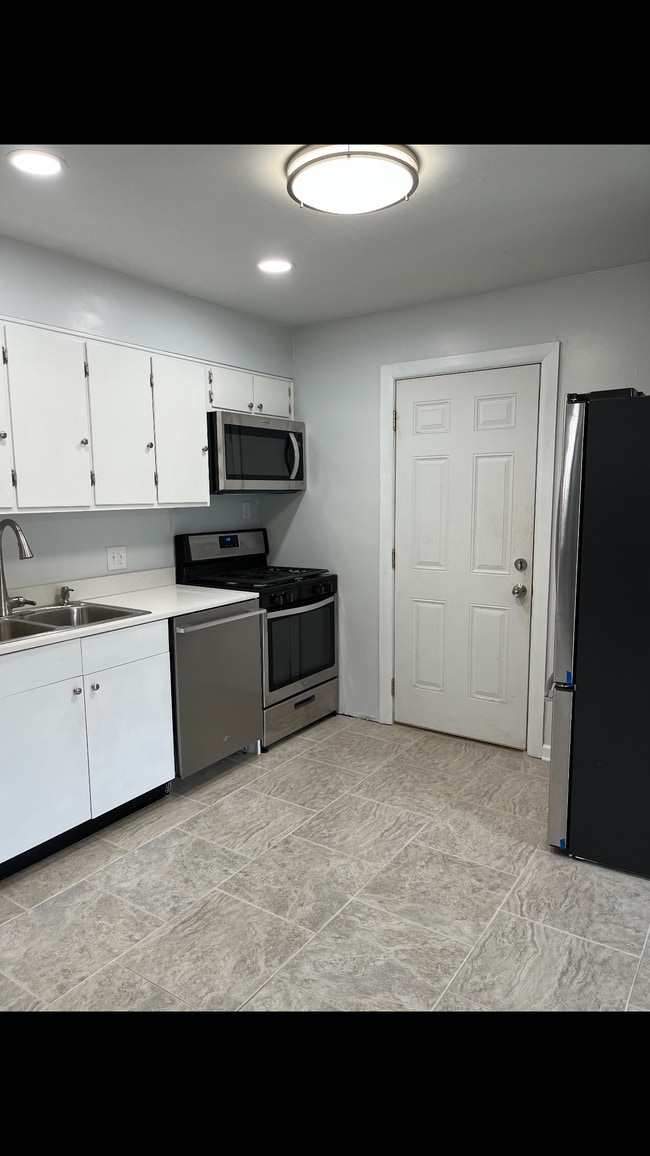 1225 Stony Point Rd in Grand Island, NY - Building Photo - Building Photo