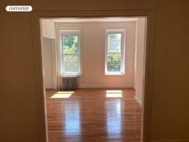 582 6th Ave in Brooklyn, NY - Building Photo