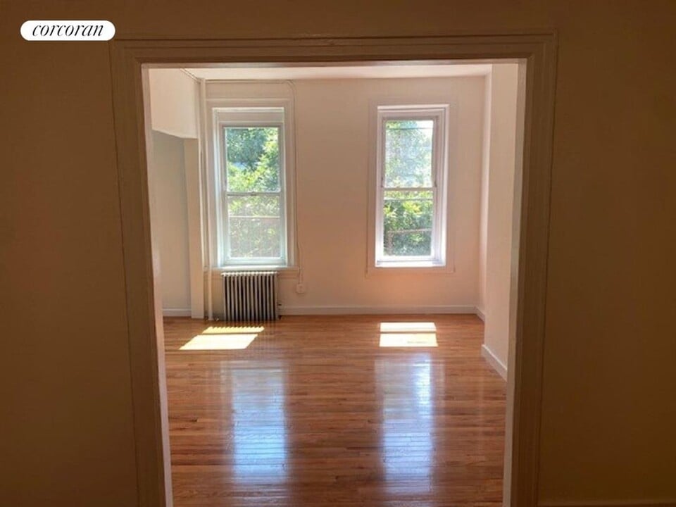 582 6th Ave in Brooklyn, NY - Building Photo