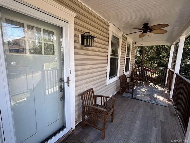 27 Livingston Ave in White Plains, NY - Building Photo - Building Photo