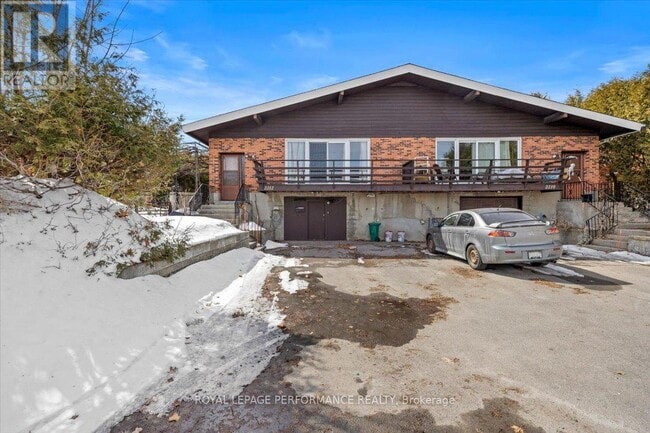 property at 2212 St. Laurent Blvd