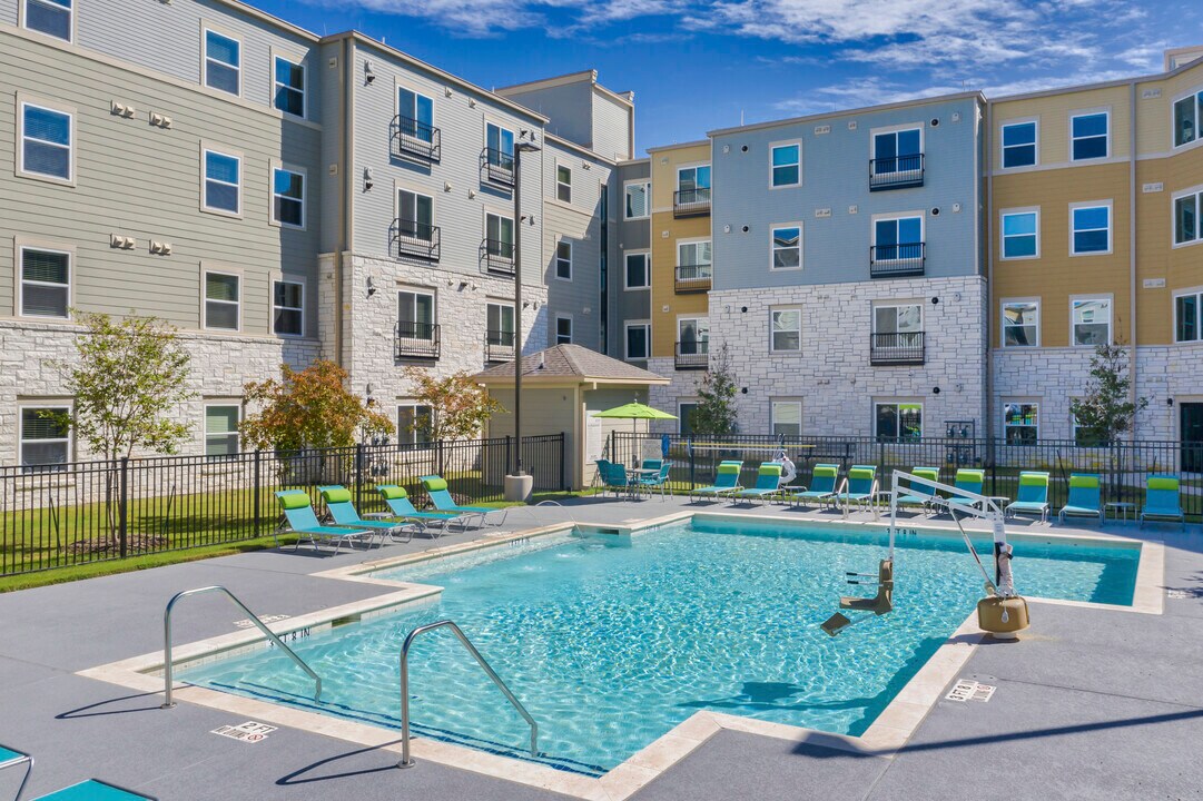 3 Springs Apartments in Balch Springs, TX - Foto de edificio