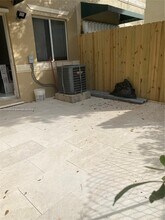 7991 NW 8th St in Miami, FL - Building Photo - Building Photo