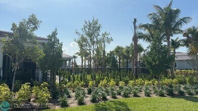 12526 Solana Bay Cir in Palm Beach Gardens, FL - Building Photo - Building Photo