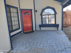 9932 Sandtrap Ct in California City, CA - Building Photo - Building Photo