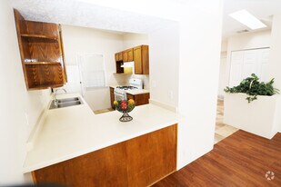 1/2 OFF FIRST MONTHS RENT - APPLICATION FE... in Albuquerque, NM - Building Photo
