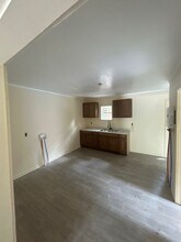 825 Powell Rhodes Dr in Jackson, MS - Building Photo - Building Photo