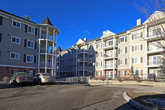 358 Country Village Pike NW in Calgary, AB - Building Photo - Building Photo