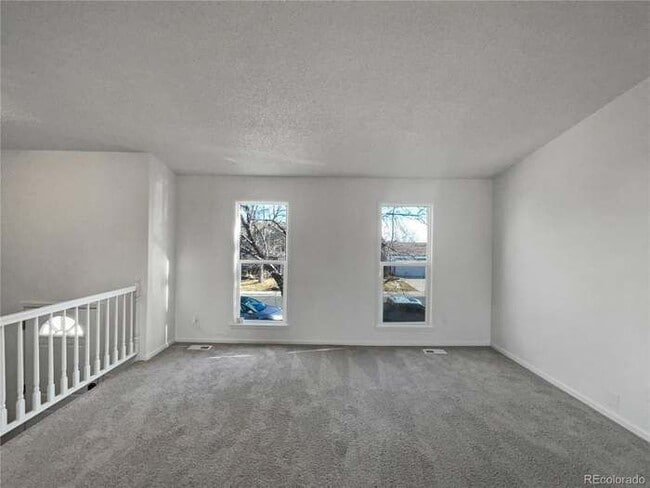 10131 Routt St in Westminster, CO - Foto de edificio - Building Photo