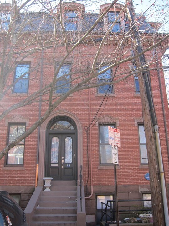 83 Third St in Cambridge, MA - Building Photo