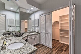 12658 Briar Patch Dr in Houston, TX - Building Photo - Building Photo