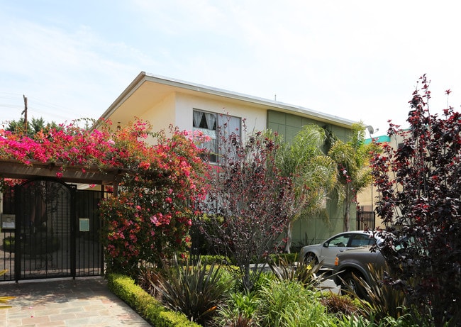 3944 Inglewood Blvd in Los Angeles, CA - Building Photo - Building Photo