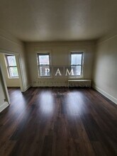 919 E Brady St in Milwaukee, WI - Building Photo - Building Photo