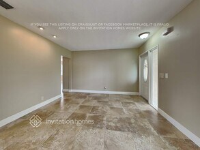 7608 NW 43rd Ct in Coral Springs, FL - Building Photo - Building Photo