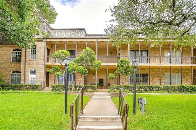 4312 Bellaire Dr S in Fort Worth, TX - Building Photo