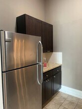 21 Elk St in Albany, NY - Building Photo - Building Photo