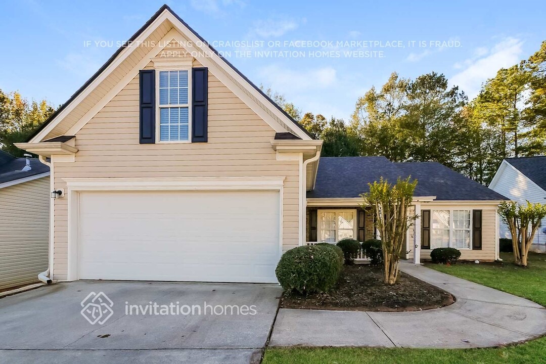 71 Bellaire Ln in Newnan, GA - Building Photo