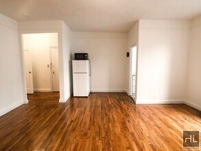 East 58TH ST in New York, NY - Building Photo - Building Photo