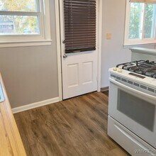 2650 Eggert Rd in Tonawanda, NY - Building Photo - Building Photo