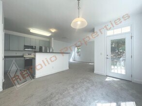 1045 Remington Oaks Cir in Cary, NC - Building Photo - Building Photo