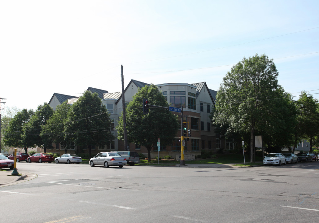 Tairrie House in Minneapolis, MN - Building Photo