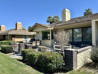 236 Castellana S in Palm Desert, CA - Foto de edificio - Building Photo