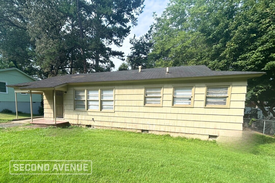 804 Park Ave in Fairfield, AL - Building Photo