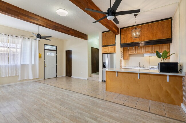 135 Prospect St in Honolulu, HI - Building Photo - Building Photo