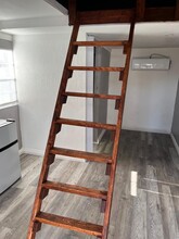 8044 Sandalwood Cir, Unit Studio Loft in La Belle, FL - Building Photo - Building Photo