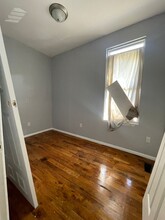 290 Forrest St, Unit 1R in Jersey City, NJ - Building Photo - Building Photo