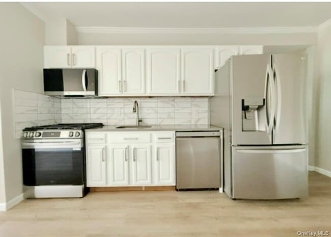 property at 621 2nd St