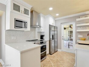 11526 Forest Mere Dr in Bonita Springs, FL - Building Photo - Building Photo