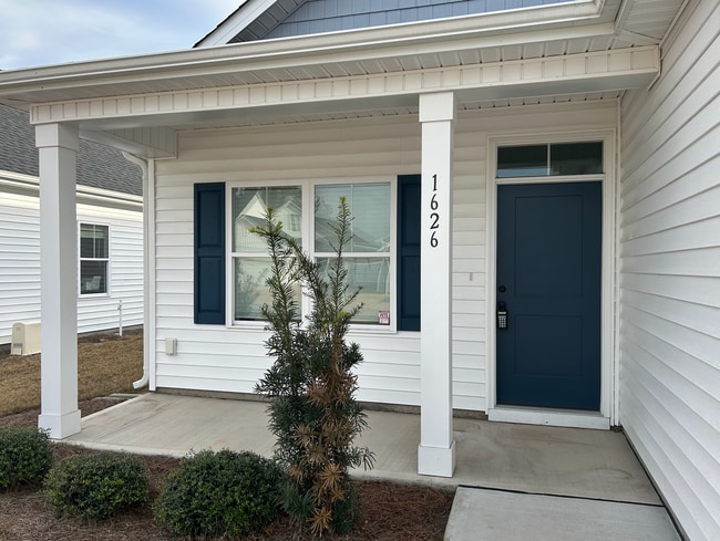 1626 Grey Cliff Run in Wilmington, NC - Building Photo - Building Photo