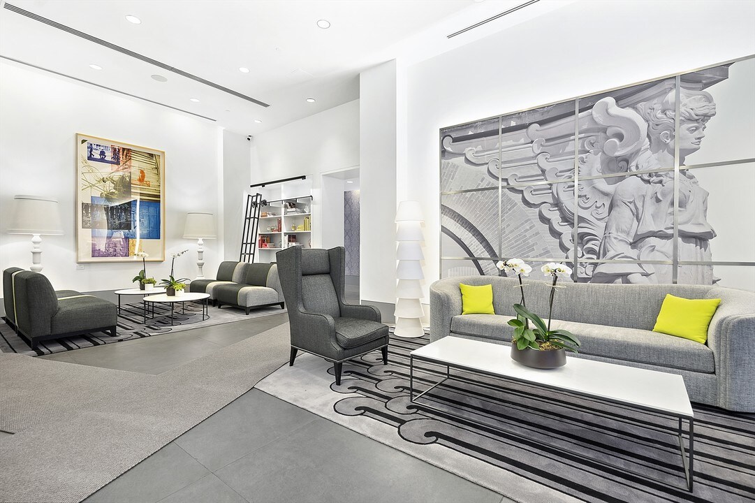 150 Nassau St-Unit -4G in New York, NY - Building Photo