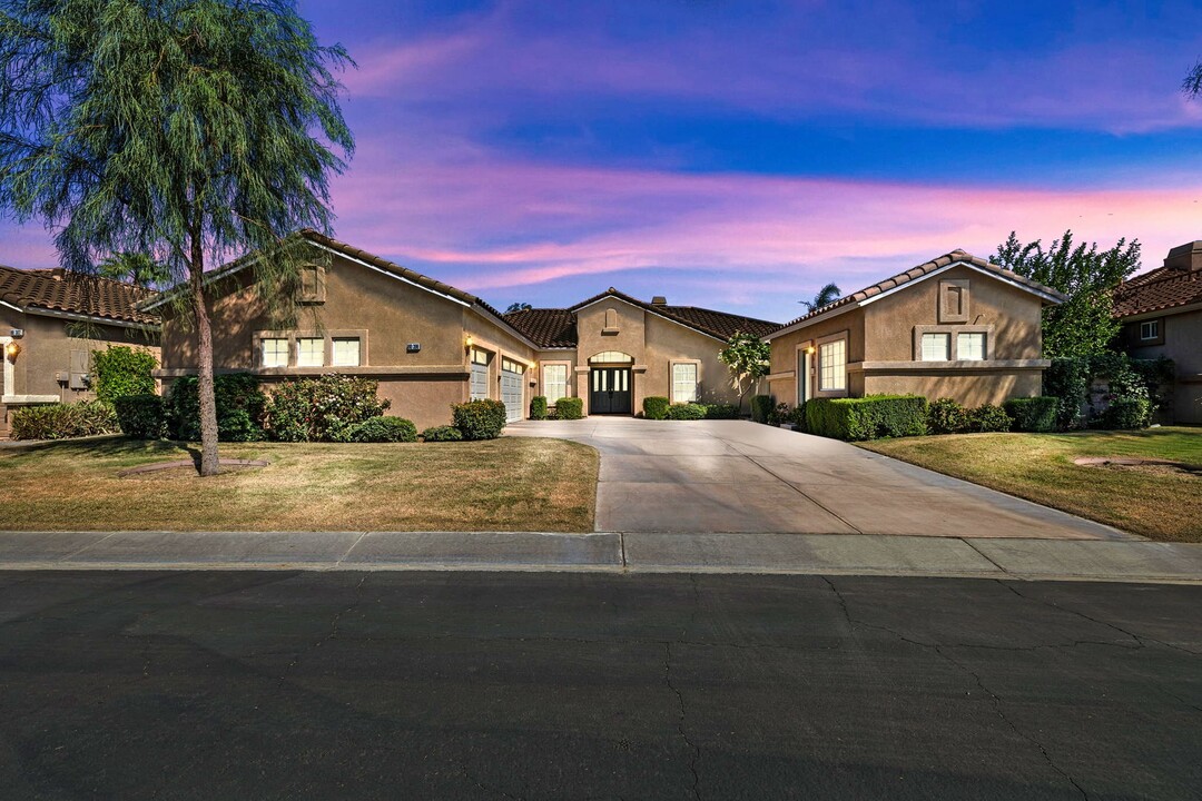 80396 Green Hills Dr in Indio, CA - Foto de edificio