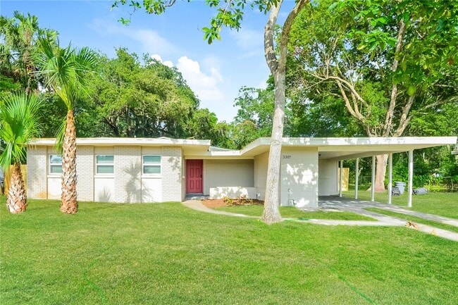 property at 3307 S Park Ave